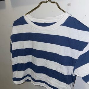 Blue and white striped cropped T-shirt M
